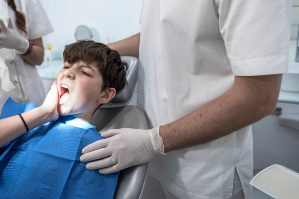 Best Emergency Treatment for Dental Infections or Abscesses in Fifth Street, TX